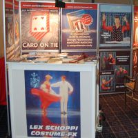 stand2.jpg