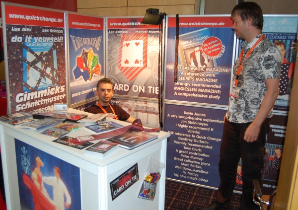 stand1.jpg