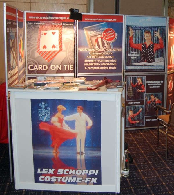 stand2.jpg